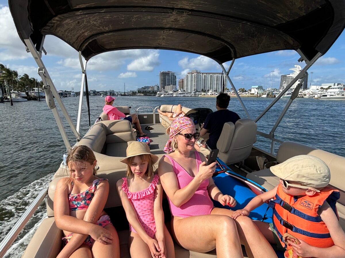 Pontoon Boat Rental Hollywood, Florida